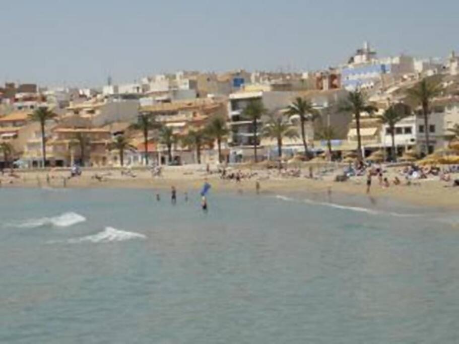 Beachside Apartment In The Centre Of El Campello Bagian luar foto
