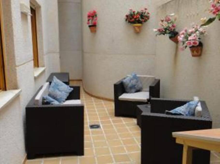 Beachside Apartment In The Centre Of El Campello Bagian luar foto