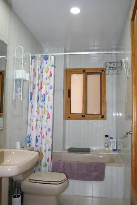 Beachside Apartment In The Centre Of El Campello Bagian luar foto