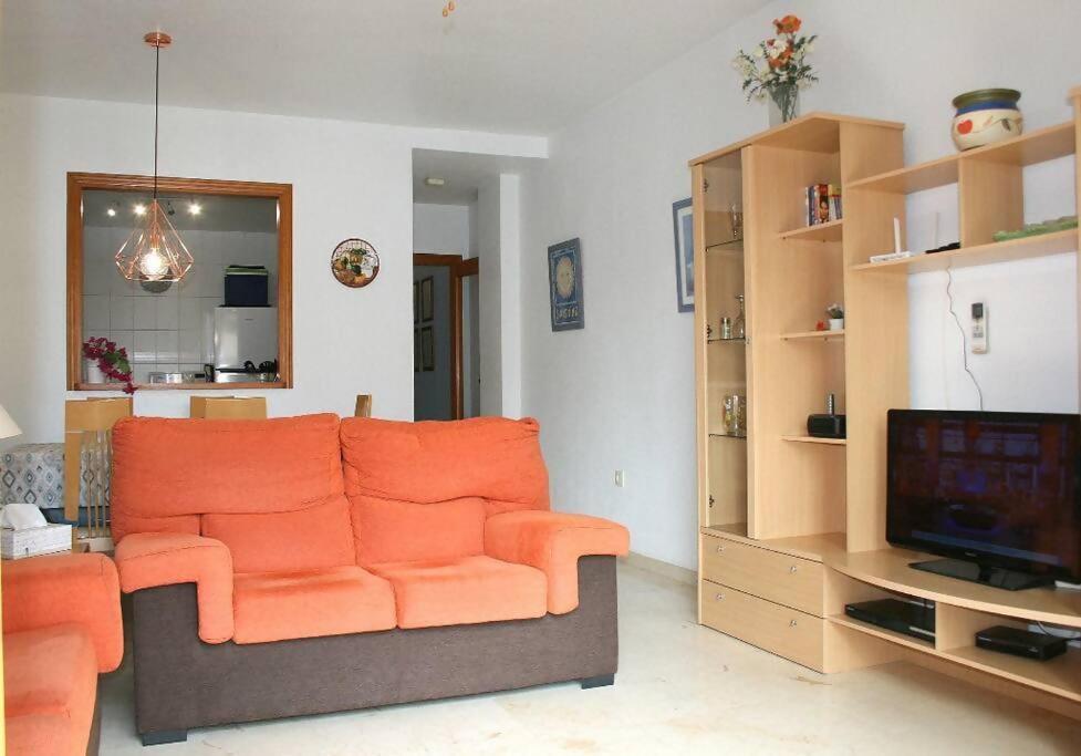 Beachside Apartment In The Centre Of El Campello Bagian luar foto